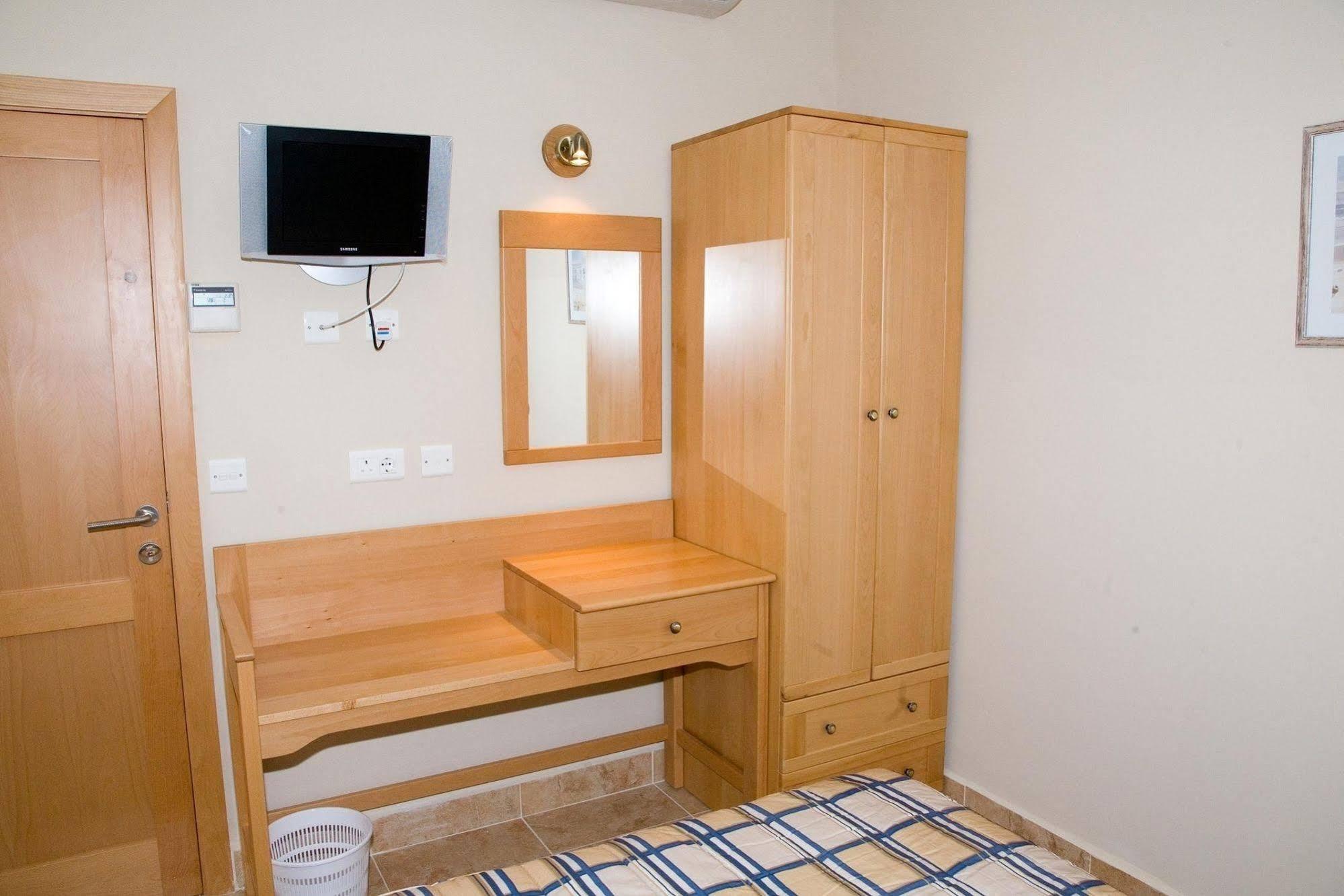 Apart-hotel Block 3*