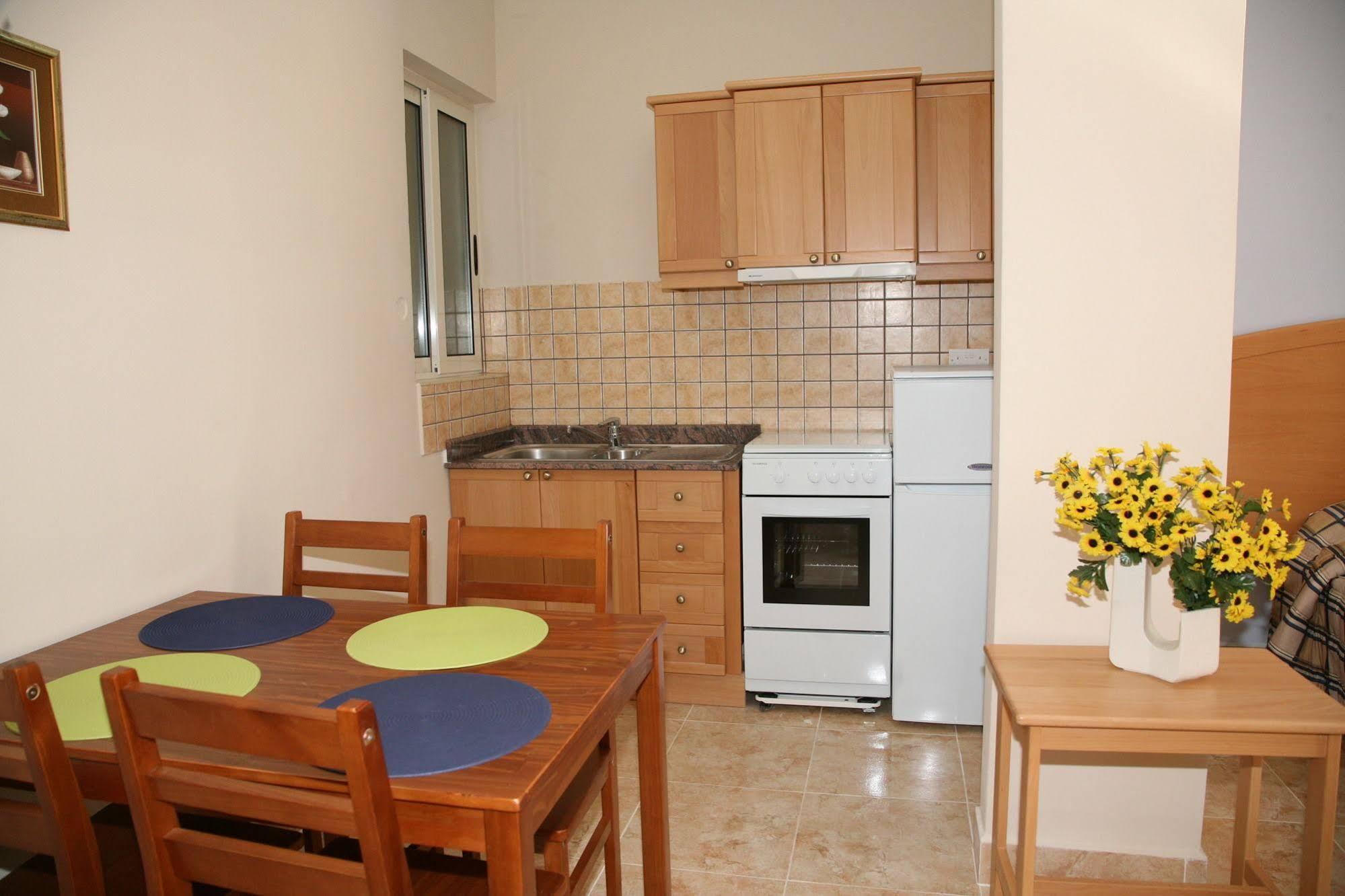Block Xlendi