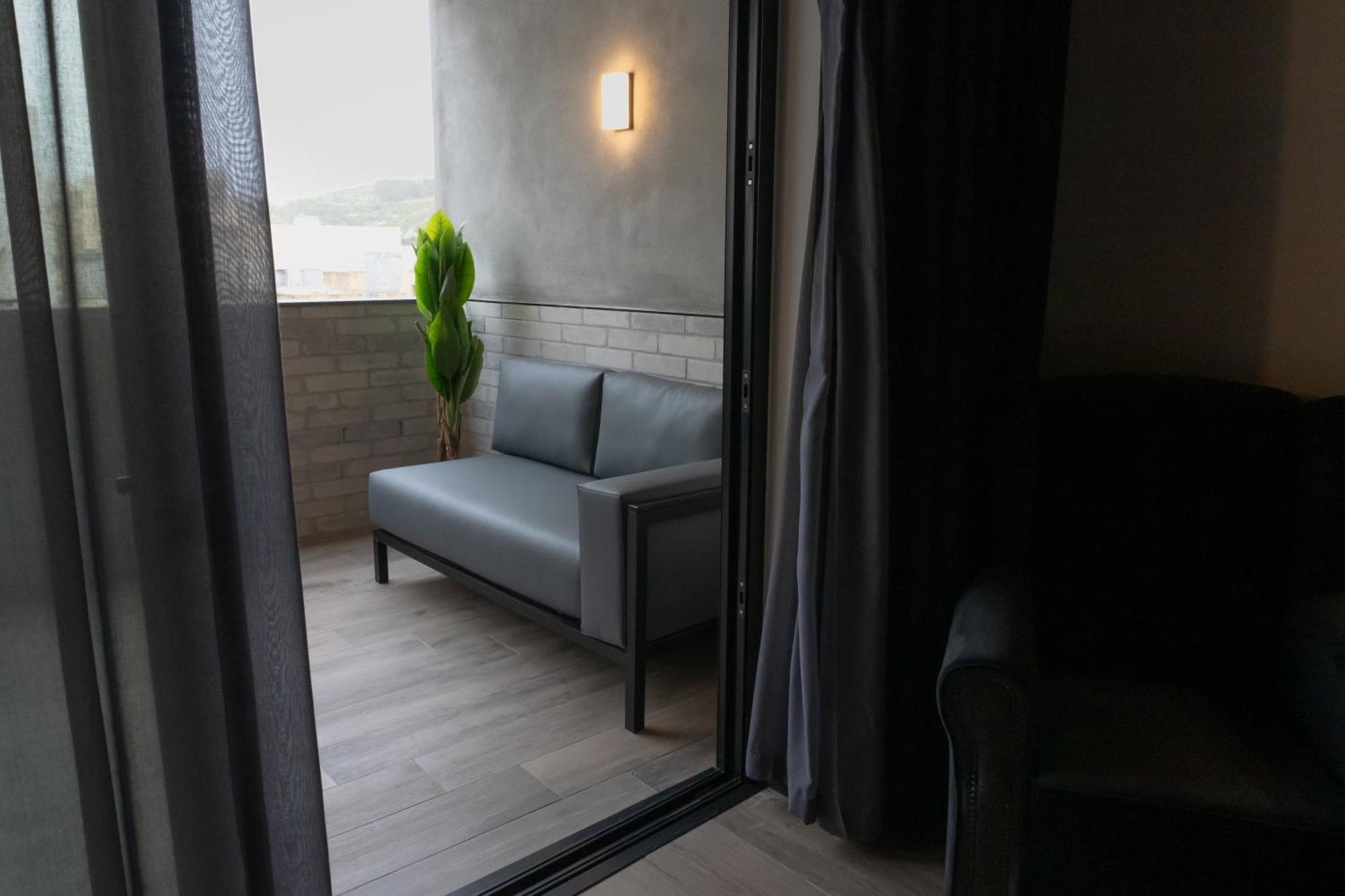 Apart-hotel Block